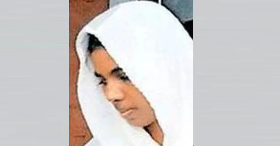 ഓഹരി ഇടപാടില്‍ നഷ്ടം: സ്വര്‍ണം തട്ടിയെടുത്ത് വീട്ടമ്മയെ കൊലപ്പെടുത്താന്‍ ശ്രമിച്ച യുവതി അറസ്റ്റില്‍