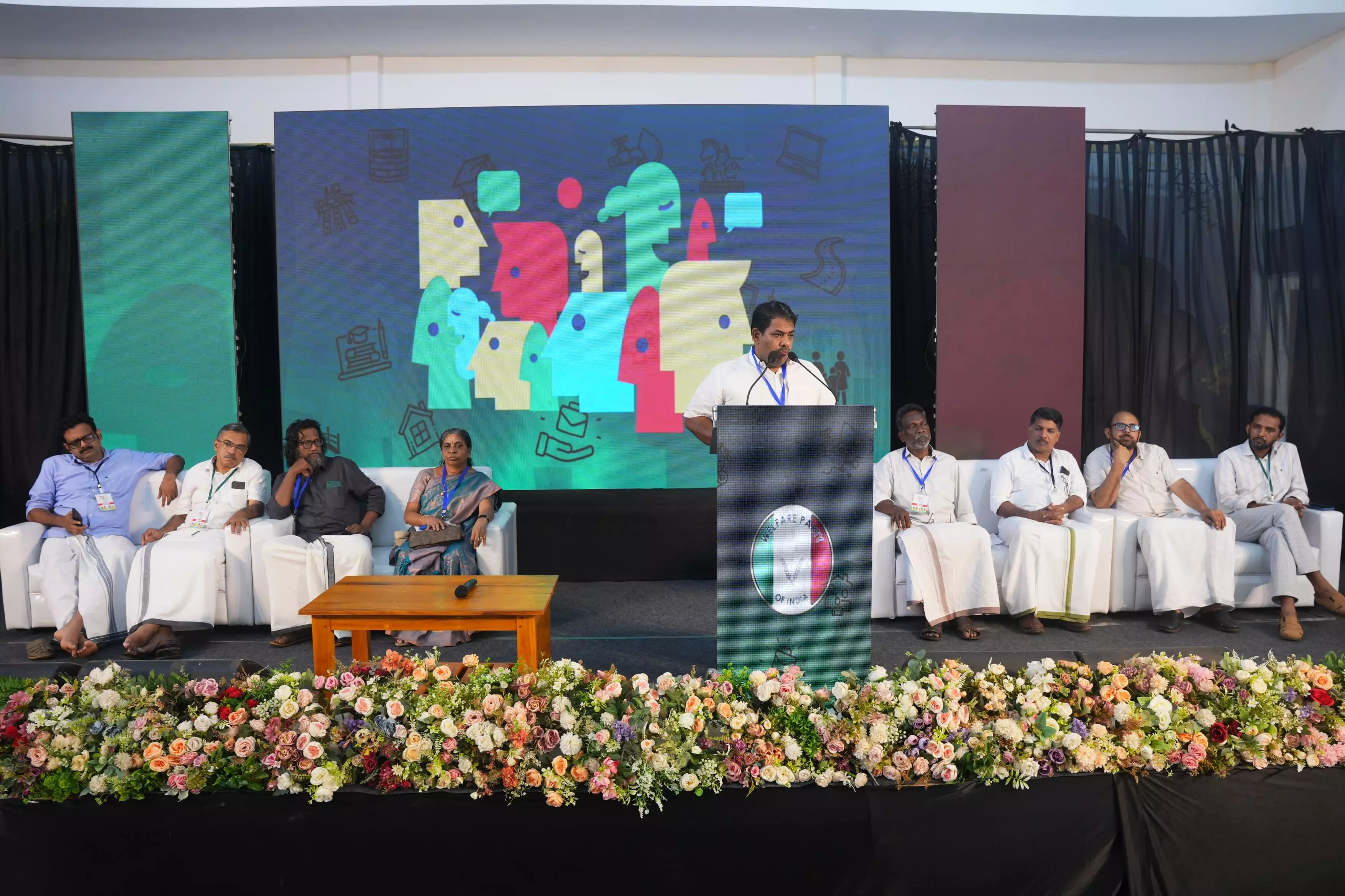 *തദ്ദേശസ്ഥാപനങ്ങളെ സ്വയം ഭരണാധികാരം ഇല്ലാത്ത വകുപ്പായി തരംതാഴ്ത്തുന്നു - റസാക്ക് പാലേരി*