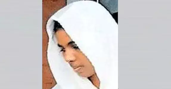 ഓഹരി ഇടപാടില് നഷ്ടം: സ്വര്ണം തട്ടിയെടുത്ത് വീട്ടമ്മയെ കൊലപ്പെടുത്താന് ശ്രമിച്ച യുവതി അറസ്റ്റില് ഓഹരി ഇടപാടില് നഷ്ടം: സ്വര്ണം തട്ടിയെടുത്ത് വീട്ടമ്മയെ കൊലപ്പെടുത്താന് ശ്രമിച്ച യുവതി അറസ്റ്റില്