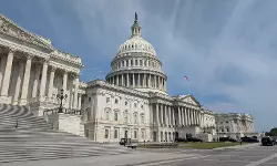 ഷട്ട്ഡൗൺ കടുക്കുന്നു: യുഎസിൽ കൂട്ടപ്പിരിച്ചുവിടൽ തുടങ്ങി, വിദ്യാഭ്യാസ വകുപ്പ് ആദ്യം ലക്ഷ്യം