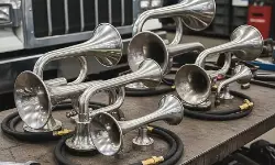 എയര്ഹോണുകള്ക്ക് എതിരേ കടുത്ത നടപടി; പ്രത്യേക പരിശോധനയ്ക്ക് ഉത്തരവ് എയര്ഹോണുകള്ക്ക് എതിരേ കടുത്ത നടപടി; പ്രത്യേക പരിശോധനയ്ക്ക് ഉത്തരവ്