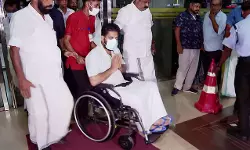 പോലിസ് മര്‍ദനത്തില്‍ പരിക്കേറ്റ് ചികില്‍സയിലായിരുന്ന ഷാഫി പറമ്പില്‍ ആശുപത്രി വിട്ടു