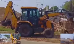 เดเดคเตเดคเดฐเตโเดชเตเดฐเดฆเตเดถเดฟเดฒเต เดธเดเดญเดฒเดฟเดฒเตโ เดฎเตเดธเตโเดฒเดฟเด เดชเดณเตเดณเดฟ เดชเตเดณเดฟเดเตเดเต(video) เดเดคเตเดคเดฐเตโเดชเตเดฐเดฆเตเดถเดฟเดฒเต เดธเดเดญเดฒเดฟเดฒเตโ เดฎเตเดธเตโเดฒเดฟเด เดชเดณเตเดณเดฟ เดชเตเดณเดฟเดเตเดเต(video)