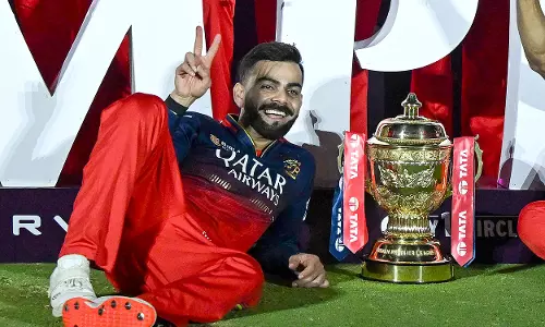 ആര്‍സിബിയുമായുള്ള വാണിജ്യ കരാര്‍ പുതുക്കാന്‍ വിരാട് കോഹ് ലി വിസമ്മതിച്ചതായി റിപോര്‍ട്ട്; വിരമിക്കല്‍ സൂചനയോ?