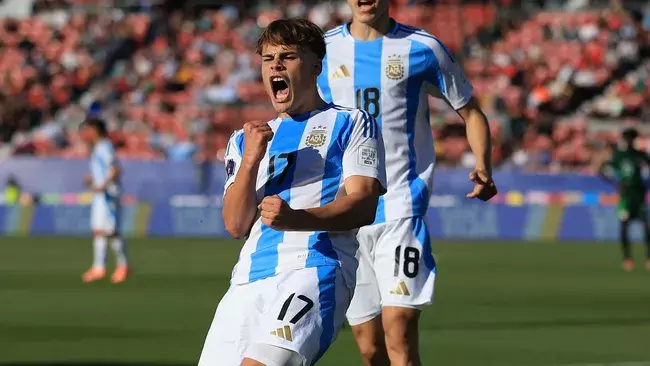 അണ്ടര് 20 ഫുട്ബോള് ലോകകപ്പ്; കൊളംബിയയെ വീഴ്ത്തി അര്ജന്റീന ഫൈനലില് അണ്ടര് 20 ഫുട്ബോള് ലോകകപ്പ്; കൊളംബിയയെ വീഴ്ത്തി അര്ജന്റീന ഫൈനലില്