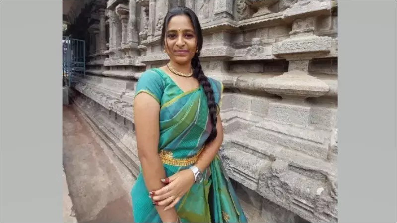 ബെംഗളൂരുവില് ബിഫാം വിദ്യാര്ഥിനിയെ യുവാവ് കഴുത്തറുത്ത് കൊന്നു ബെംഗളൂരുവില് ബിഫാം വിദ്യാര്ഥിനിയെ യുവാവ് കഴുത്തറുത്ത് കൊന്നു