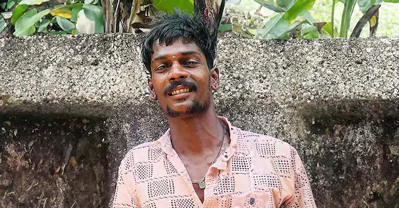 പ്രണയം തകർന്നു; സംസാരിക്കാനായി പെൺവീട്ടിലെത്തിയ കാമുകൻ്റെ സുഹൃത്ത്  അടിയേറ്റ് മരിച്ചു