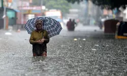 *ശക്തമായ മഴ: ഇടുക്കി ജില്ലയിൽ വീടുകളിൽ വെള്ളം കയറി*