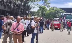 കൊച്ചി ഇന്‍ഡോര്‍ സ്റ്റേഡിയത്തില്‍ തോക്കുമായെത്തി ഉദയംപേരൂര്‍ സ്വദേശി, നിരീശ്വരവാദി കൂട്ടായ്മ നിര്‍ത്തിവച്ചു