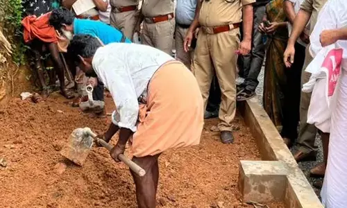 ഭര്ത്താവ് കൊലപ്പെടുത്തിയ യുവതിയുടെ മൃതദേഹം കണ്ടെത്തി ഭര്ത്താവ് കൊലപ്പെടുത്തിയ യുവതിയുടെ മൃതദേഹം കണ്ടെത്തി