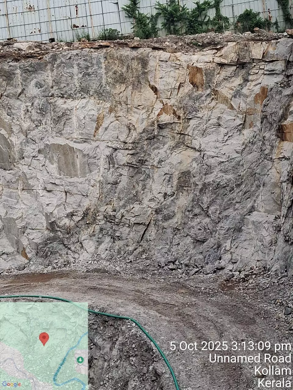 മൈനിങ് വ്യവസ്ഥകൾ ലംഘിച്ചു, ഖനനം നിർത്തി