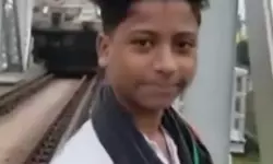 เดฑเตเดฏเดฟเดฒเตโเดตเต เดเตเดฐเดพเดเตเดเดฟเดฒเตโ เดฑเตเดฒเตโ เดเดฟเดคเตเดฐเตเดเดฐเดฟเดเตเดเตเดเดฏเดพเดฏเดฟเดฐเตเดจเตเดจ 15เดเดพเดฐเดจเตโ เดเตเดฐเตเดฏเดฟเดจเตโ เดคเดเตเดเดฟ เดฎเดฐเดฟเดเตเดเต (เดตเดฟเดกเดฟเดฏเต) เดฑเตเดฏเดฟเดฒเตโเดตเต เดเตเดฐเดพเดเตเดเดฟเดฒเตโ เดฑเตเดฒเตโ เดเดฟเดคเตเดฐเตเดเดฐเดฟเดเตเดเตเดเดฏเดพเดฏเดฟเดฐเตเดจเตเดจ 15เดเดพเดฐเดจเตโ เดเตเดฐเตเดฏเดฟเดจเตโ เดคเดเตเดเดฟ เดฎเดฐเดฟเดเตเดเต (เดตเดฟเดกเดฟเดฏเต)