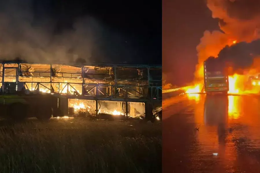 ഹൈദരബാദ്-ബെംഗളൂരു ദേശീയപാതയില് ബസിന് തീപിടിച്ചു; 25ലധികം പേര് മരിച്ചതായി റിപോര്ട്ട് ഹൈദരബാദ്-ബെംഗളൂരു ദേശീയപാതയില് ബസിന് തീപിടിച്ചു; 25ലധികം പേര് മരിച്ചതായി റിപോര്ട്ട്