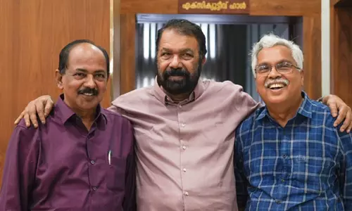 പിഎം ശ്രീ പദ്ധതി: ബിനോയ് വിശ്വത്തെ നേരില്കണ്ട് വി ശിവന്കുട്ടി പിഎം ശ്രീ പദ്ധതി: ബിനോയ് വിശ്വത്തെ നേരില്കണ്ട് വി ശിവന്കുട്ടി