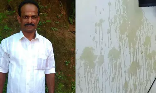 ഇടുക്കിയില് വയോധികനെ ആസിഡ് ഒഴിച്ച് കൊന്നു ഇടുക്കിയില് വയോധികനെ ആസിഡ് ഒഴിച്ച് കൊന്നു