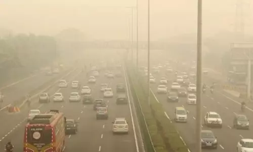 ഡല്ഹിയില് വായു ഗുണനിലവാരം തകര്ച്ചയിലേക്ക് ഡല്ഹിയില് വായു ഗുണനിലവാരം തകര്ച്ചയിലേക്ക്