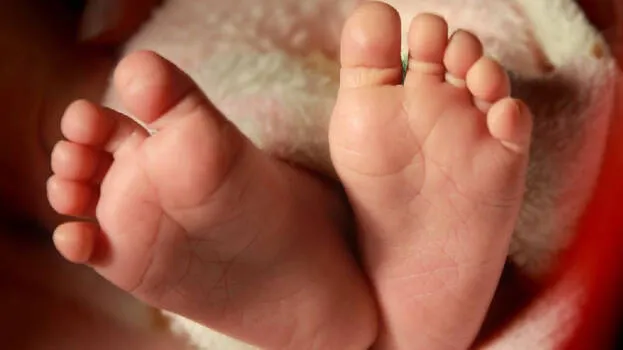 മുലപ്പാല്‍ തൊണ്ടയില്‍ കുടുങ്ങി ഒന്നര വയസുകാരന്‍ മരിച്ചു