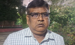 യുപി സര്ക്കാരിനെ വിമര്ശിച്ചു; സര്ക്കാര് ഡോക്ടര്ക്ക് സസ്പെന്ഷന് യുപി സര്ക്കാരിനെ വിമര്ശിച്ചു; സര്ക്കാര് ഡോക്ടര്ക്ക് സസ്പെന്ഷന്