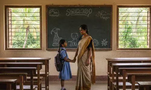 ഫ്രഷ് കട്ട് സമരത്തിനെതിരായ പോലിസ് ഭീകരത; സ്‌കൂളില്‍ പോവാനാവാതെ കുട്ടികള്‍; സ്‌കൂളില്‍ ഇന്നലെ എത്തിയത് ആറ് പേര്‍ മാത്രം