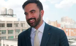 ന്യൂയോര്ക്ക് പോലിസിന്റെ ബൂട്ട് നിങ്ങളുടെ കഴുത്തിലുണ്ടെങ്കില് അതിന്റെ ലേസ് കെട്ടിയത് ഇസ്രായേലി സൈന്യമാണ് സൊഹ്റാന് മംദാനിയുടെ പഴയ പ്രസംഗം വൈറലാവുന്നു ന്യൂയോര്ക്ക് പോലിസിന്റെ ബൂട്ട് നിങ്ങളുടെ കഴുത്തിലുണ്ടെങ്കില് അതിന്റെ ലേസ് കെട്ടിയത് ഇസ്രായേലി സൈന്യമാണ് സൊഹ്റാന് മംദാനിയുടെ പഴയ പ്രസംഗം വൈറലാവുന്നു