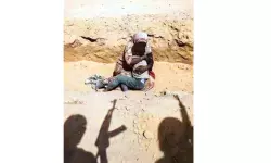 സുഡാനിലെ ദാര്ഫറില് കൂട്ടക്കൊല നടത്തി ആര്എസ്എഫ് (VIDEO 18+) സുഡാനിലെ ദാര്ഫറില് കൂട്ടക്കൊല നടത്തി ആര്എസ്എഫ് (VIDEO 18+)