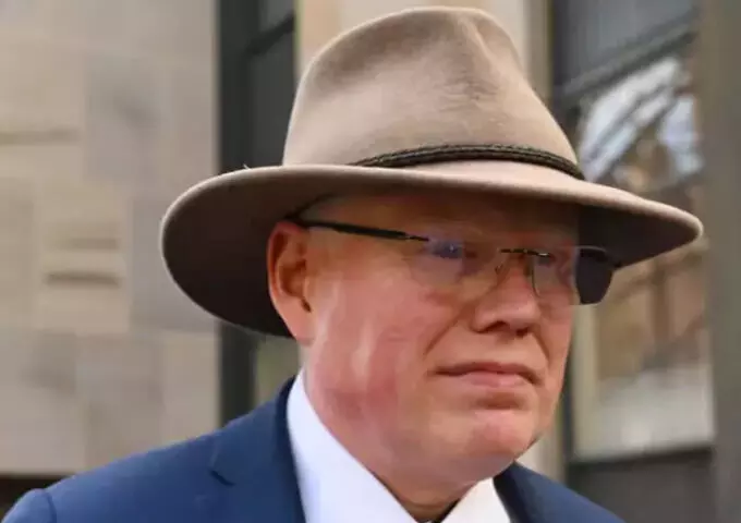 യുവാക്കളെ ലൈംഗികമായി പീഡിപ്പിച്ചു; മുന്‍ ആസ്ട്രേലിയന്‍ എംപിക്ക് അഞ്ചര വര്‍ഷത്തിലധികം തടവ്