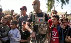 ഹമാസിന്റെ നിരായുധീകരണത്തെ ബഹുഭൂരിപക്ഷം ഫലസ്തീനികളും എതിര്ക്കുന്നുവെന്ന് അഭിപ്രായ സര്വേ ഫലം ഹമാസിന്റെ നിരായുധീകരണത്തെ ബഹുഭൂരിപക്ഷം ഫലസ്തീനികളും എതിര്ക്കുന്നുവെന്ന് അഭിപ്രായ സര്വേ ഫലം