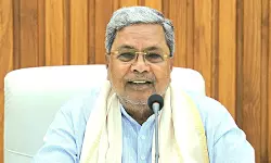 കര്‍ണാടകയില്‍ താമസിക്കുന്ന മറ്റു സംസ്ഥാനത്തുള്ളവര്‍ കന്നഡയില്‍ ആശയവിനിമയം നടത്തണം: സിദ്ധരാമയ്യ