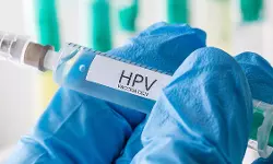 സെര്വിക്കല് കാന്സര് പ്രതിരോധം; വിദ്യാര്ഥിനികള്ക്ക് എച്ച്പിവി വാക്സിനേഷന് നല്കാന് കേരളം സെര്വിക്കല് കാന്സര് പ്രതിരോധം; വിദ്യാര്ഥിനികള്ക്ക് എച്ച്പിവി വാക്സിനേഷന് നല്കാന് കേരളം