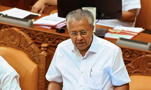 കേരളം അതിദാരിദ്ര്യമുക്തമെന്ന് പ്രഖ്യാപിച്ച് മുഖ്യമന്ത്രി,ശുദ്ധ തട്ടിപ്പെന്ന് പ്രതിപക്ഷം, സഭ ബഹിഷ്‌കരിച്ചു