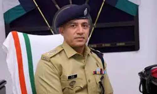 സൈബര് തട്ടിപ്പുകളുടെ കേന്ദ്രമായി കോഴിക്കോട് സൈബര് തട്ടിപ്പുകളുടെ കേന്ദ്രമായി കോഴിക്കോട്