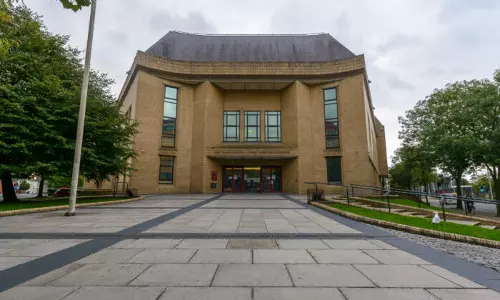 മുസ് ലിംകളെ കഴുത്തു ഞെരിച്ചു കൊല്ലണം;  മുസ് ലിംകള്‍ക്കെതിരേ അക്രമാസക്തമായ പരാമര്‍ശങ്ങള്‍ നടത്തിയ പുരോഹിതന് ശിക്ഷ വിധിച്ച് കോടതി