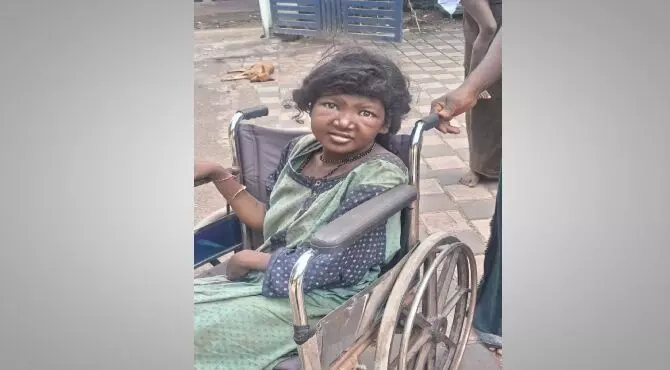 നിലമ്പൂരില് പനി ബാധിച്ച് ചികില്സയിലായിരുന്ന ആദിവാസി യുവതി മരിച്ചു നിലമ്പൂരില് പനി ബാധിച്ച് ചികില്സയിലായിരുന്ന ആദിവാസി യുവതി മരിച്ചു