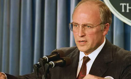 അധിനിവേശത്തിന്റെ മുഖം; യുഎസ് മുന് വൈസ് പ്രസിഡന്റ് ഡിക് ചെനി അന്തരിച്ചു അധിനിവേശത്തിന്റെ മുഖം; യുഎസ് മുന് വൈസ് പ്രസിഡന്റ് ഡിക് ചെനി അന്തരിച്ചു