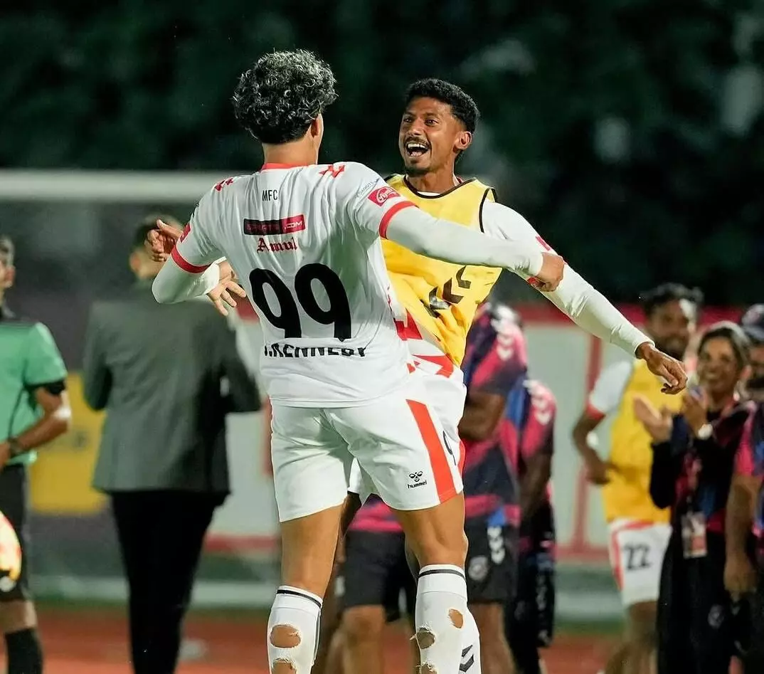 സൂപ്പർ ലീഗ് കേരള; തകർപ്പൻ ജയത്തോടെ മലപ്പുറം എഫ്സി, തോൽവി തുടർക്കഥയാക്കി ഫോഴ്സ കൊച്ചി സൂപ്പർ ലീഗ് കേരള; തകർപ്പൻ ജയത്തോടെ മലപ്പുറം എഫ്സി, തോൽവി തുടർക്കഥയാക്കി ഫോഴ്സ കൊച്ചി