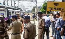 ട്രെയിന്‍ യാത്രക്കാരുടെ മരണം; എന്‍ജിനീയര്‍മാര്‍ക്കെതിരേ കേസെടുത്ത് ഇന്ത്യന്‍ റെയില്‍വേ