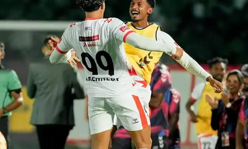 സൂപ്പർ ലീഗ് കേരള; തകർപ്പൻ ജയത്തോടെ മലപ്പുറം എഫ്സി, തോൽവി തുടർക്കഥയാക്കി ഫോഴ്സ കൊച്ചി സൂപ്പർ ലീഗ് കേരള; തകർപ്പൻ ജയത്തോടെ മലപ്പുറം എഫ്സി, തോൽവി തുടർക്കഥയാക്കി ഫോഴ്സ കൊച്ചി