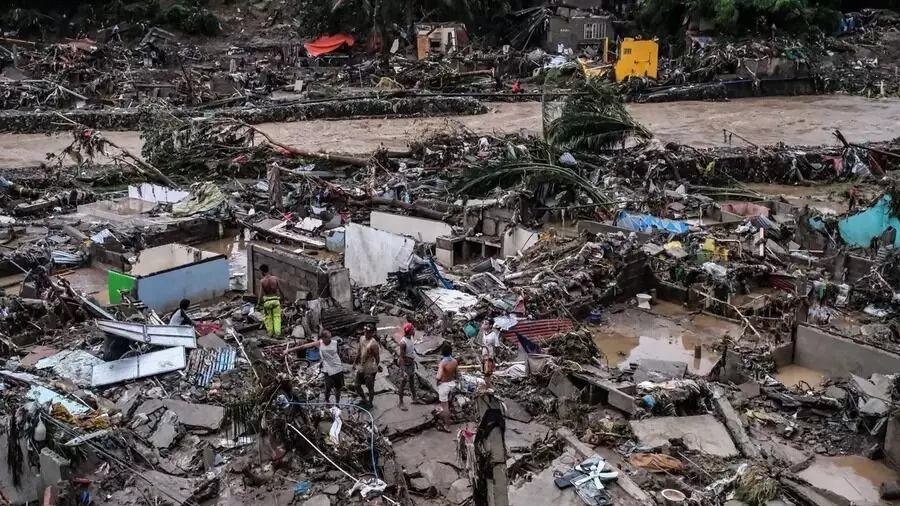 ഫിലിപ്പീന്‍സില്‍ കല്‍മേഗി ചുഴലിക്കാറ്റ്; 114 പേര്‍ മരിച്ചു, 127 പേരേ കാണാതായി