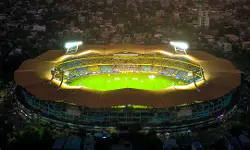 കലൂര് ജവഹര്ലാല് നെഹ്റു സ്റ്റേഡിയം നവീകരണം: ടെന്ഡര് ഇല്ലാതെ കൈമാറ്റം; ഹൈകോടതിയില് പൊതുതാല്പര്യ ഹരജി കലൂര് ജവഹര്ലാല് നെഹ്റു സ്റ്റേഡിയം നവീകരണം: ടെന്ഡര് ഇല്ലാതെ കൈമാറ്റം; ഹൈകോടതിയില് പൊതുതാല്പര്യ ഹരജി