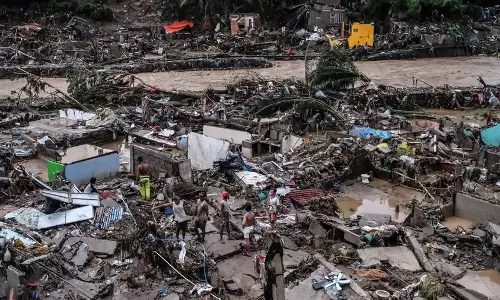 ഫിലിപ്പീന്‍സില്‍ കല്‍മേഗി ചുഴലിക്കാറ്റ്; 114 പേര്‍ മരിച്ചു, 127 പേരേ കാണാതായി