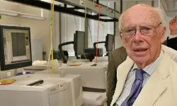 ഡിഎന്‍എയുടെ പിരിയന്‍ ഗോവണി ഘടന കണ്ടുപിടിച്ച ശാസ്ത്രജ്ഞന്‍ ജെയിംസ് വാട്‌സണ്‍ അന്തരിച്ചു