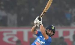 ഇന്ത്യാ-ഓസ്‌ട്രേലിയ അവസാന ട്വന്റി-20; ടോസ് ഓസിസിന്, ഇന്ത്യയെ ബാറ്റിങിനയച്ചു, റിങ്കു സിങ് ടീമില്‍