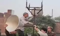 ഉത്തര്‍പ്രദേശിലെ കര്‍ബല പള്ളിയിലെ ഉച്ചഭാഷിണി നീക്കം ചെയ്ത് പോലിസ്; ശബ്ദമലിനീകരണമെന്ന് വാദം