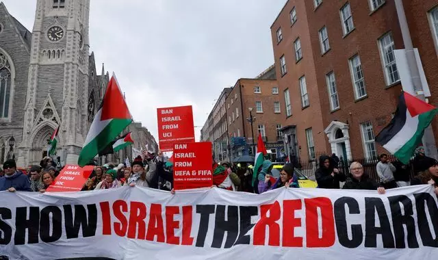 ഇസ്രായേല് ഫുട്ബാള് ടീമിനെ വിലക്കണമെന്ന് യുവേഫയോട് അയര്ലാന്ഡ്; പ്രമേയം പാസാക്കി ഇസ്രായേല് ഫുട്ബാള് ടീമിനെ വിലക്കണമെന്ന് യുവേഫയോട് അയര്ലാന്ഡ്; പ്രമേയം പാസാക്കി