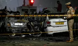 ഡല്ഹി കാര് സ്ഫോടനം ഭീകരാക്രമണമെന്ന് കേന്ദ്രസര്ക്കാര് ഡല്ഹി കാര് സ്ഫോടനം ഭീകരാക്രമണമെന്ന് കേന്ദ്രസര്ക്കാര്