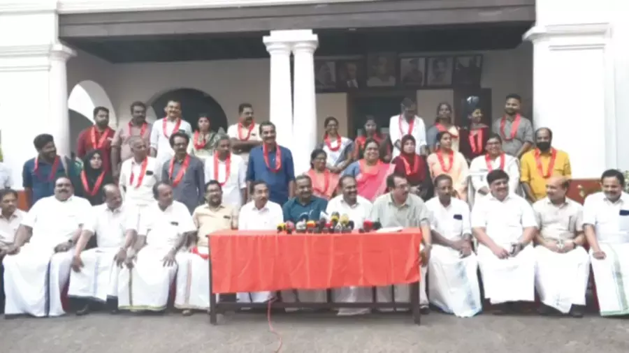 തദ്ദേശ തിരഞ്ഞെടുപ്പ്; കോഴിക്കോട് ജില്ലാ പഞ്ചായത്തിലേക്കുള്ള എല്‍ഡിഎഫ് സ്ഥാനാര്‍ത്ഥികളെ പ്രഖ്യാപിച്ചു