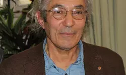 എഴുത്തുകാരന്‍ ബൗലേം സന്‍സലിന് മാപ്പ് നല്‍കി അള്‍ജീരിയ