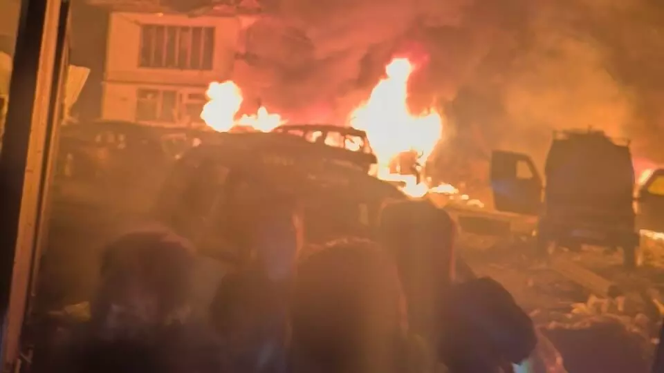 ജമ്മു കാശ്മീരിലെ നൗഗാം പോലിസ് സ്റ്റേഷനിലെ സ്ഫോടനം: മരണസംഖ്യ ഒന്പതായി ജമ്മു കാശ്മീരിലെ നൗഗാം പോലിസ് സ്റ്റേഷനിലെ സ്ഫോടനം: മരണസംഖ്യ ഒന്പതായി