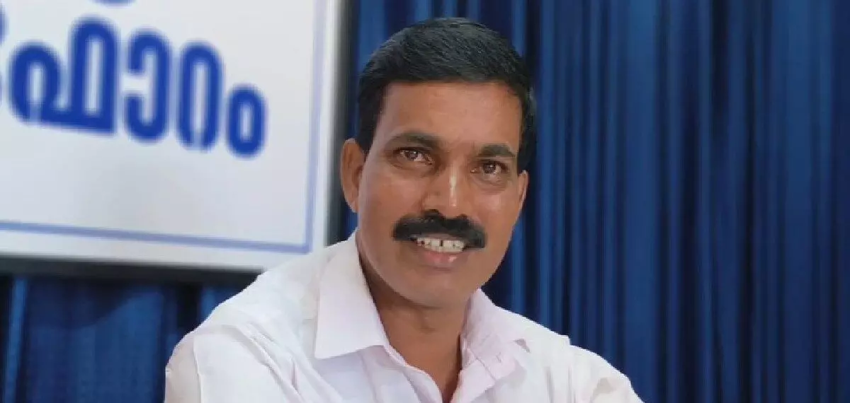 ബിജെപിയുമായി കോണ്‍ഗ്രസിനു ബന്ധമുണ്ടെന്നാരോപിച്ച് കണ്ണൂരില്‍ കോണ്‍ഗ്രസ് നേതാവ് രാജിവെച്ചു