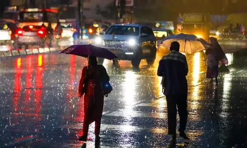 മുംബൈയിലെ കനത്ത മഴയില്‍ എല്ലാവര്‍ഷവും മരിക്കുന്നത് 2000ത്തിലധികം ആളുകള്‍, റിപോര്‍ട്ട്